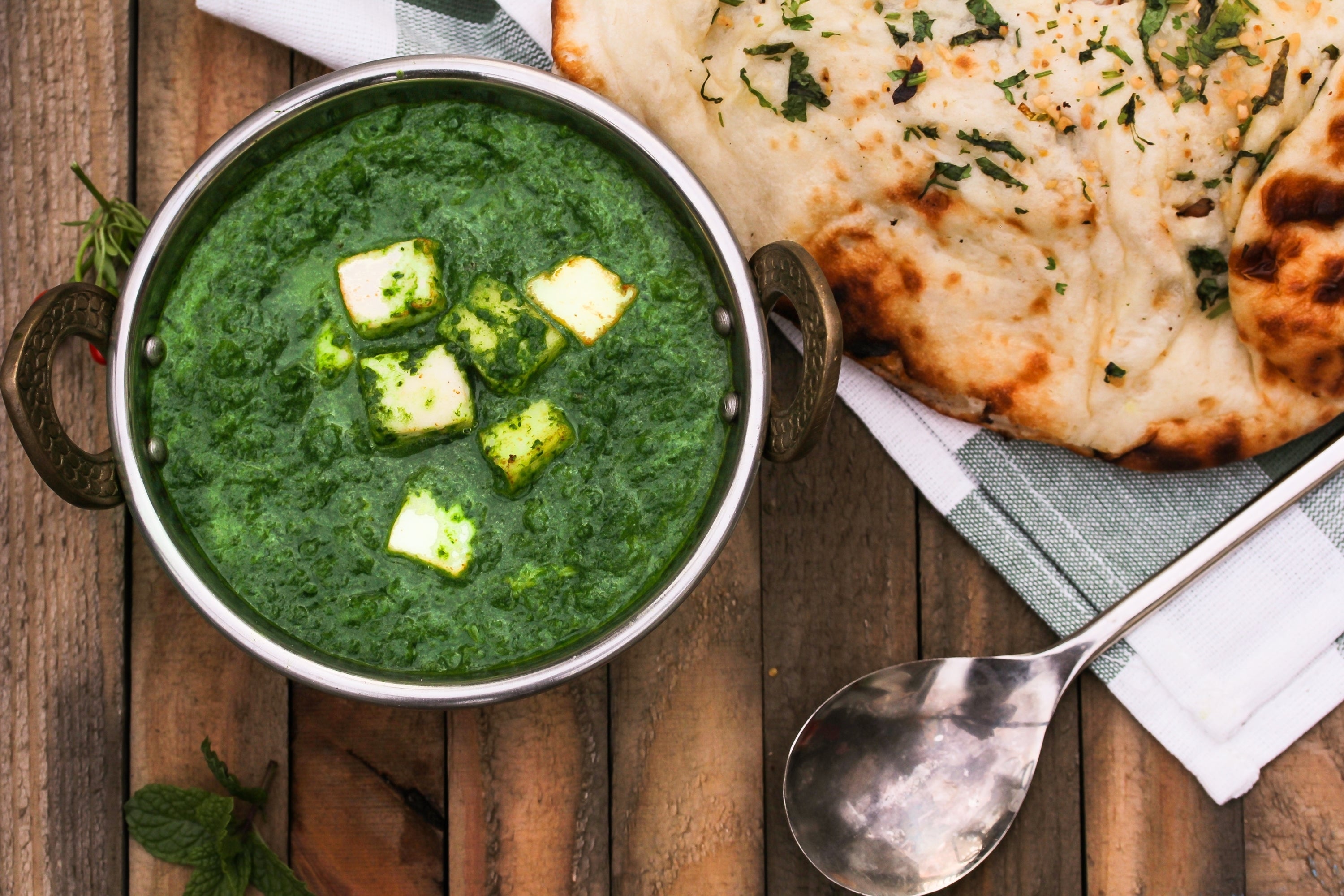 palaak_paneer_c173c6fa-3fbb-401c-95c1-d702e175fa0d.jpg